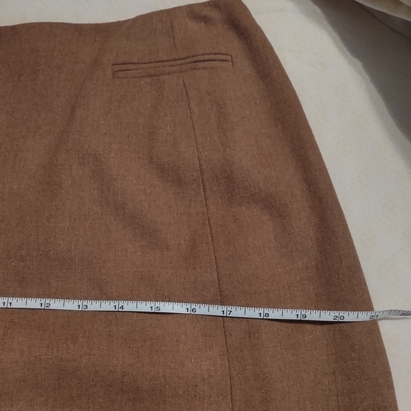 Ann Taylor Camel Colored Skirt Size 12 - Picture 7 of 7